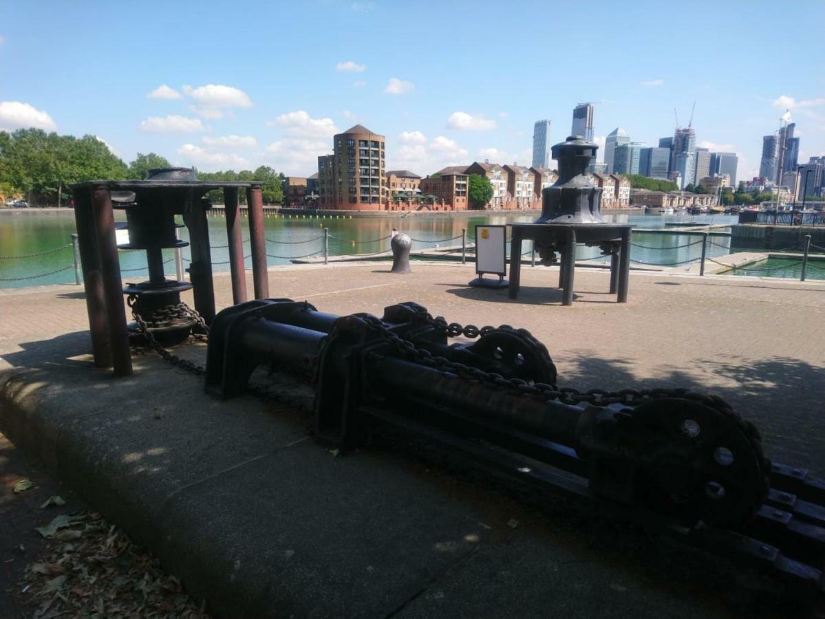 Dockside London Exterior photo