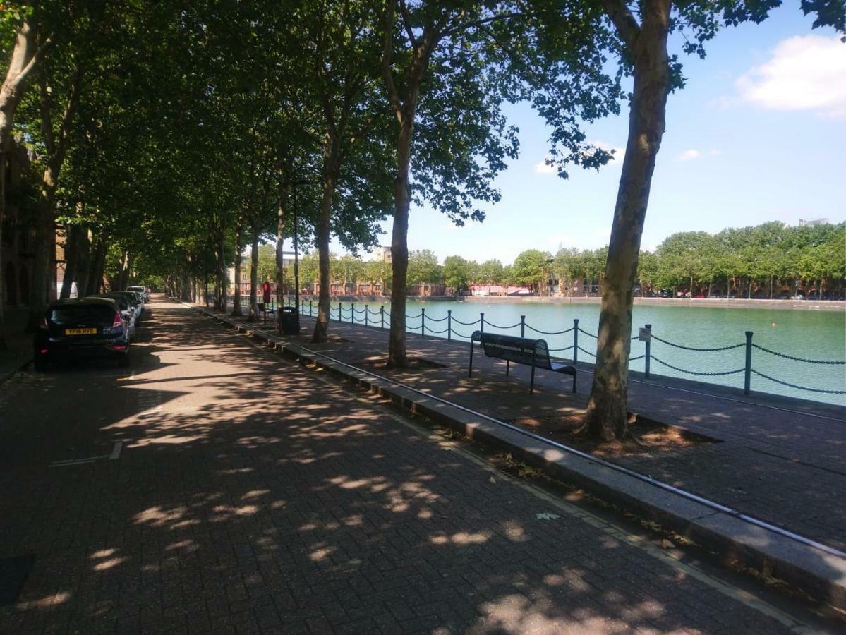 Dockside London Exterior photo